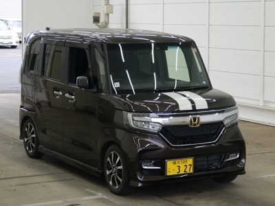 HONDA N BOX CUSTOM