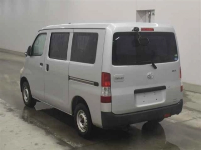 TOYOTA TOWN ACE VAN