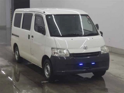 TOYOTA TOWN ACE VAN