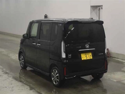 HONDA N BOX CUSTOM