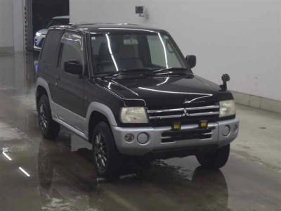 MITSUBISHI PAJERO MINI