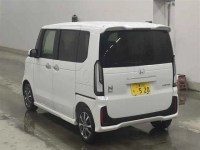 HONDA N BOX CUSTOM
