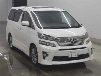 TOYOTA VELLFIRE