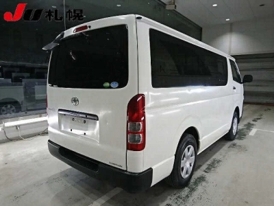 TOYOTA REGIUS VAN