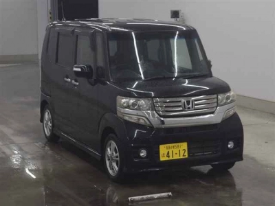 HONDA N BOX CUSTOM