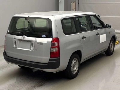 TOYOTA SUCCEED VAN