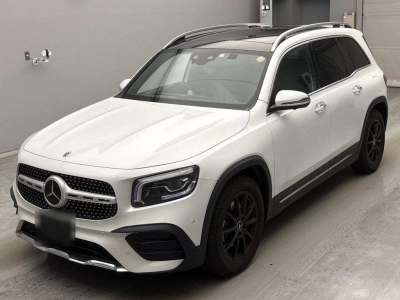 MERCEDES BENZ GLB