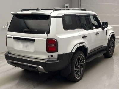 TOYOTA LAND CRUISER 250