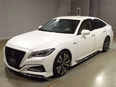 TOYOTA CROWN HYBRID