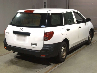 MAZDA FAMILIA VAN