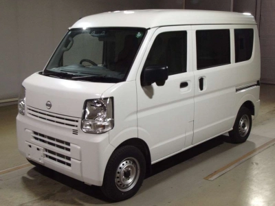 NISSAN CLIPPER VAN