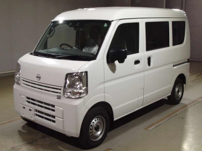 NISSAN CLIPPER VAN