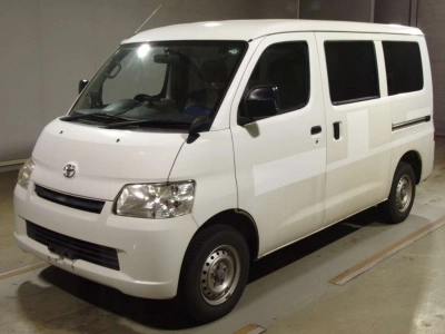 TOYOTA TOWN ACE VAN