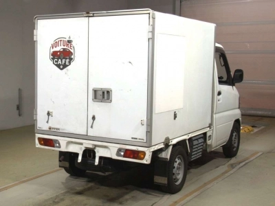 NISSAN CLIPPER TRUCK