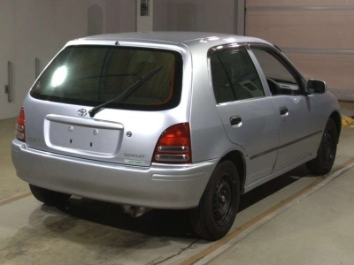 TOYOTA STARLET