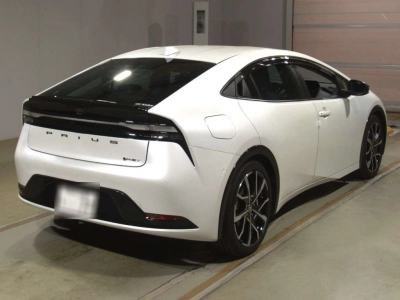 TOYOTA PRIUS PHV