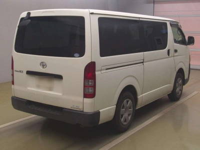 TOYOTA REGIUS VAN