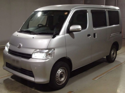 TOYOTA TOWN ACE VAN