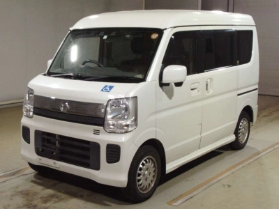 NISSAN NV100 CLIPPER RIO