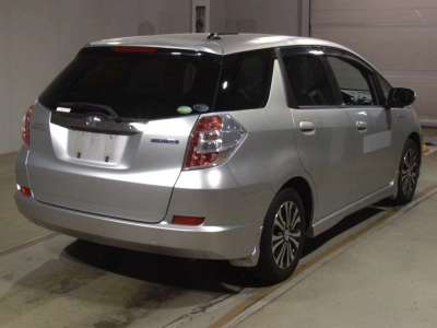HONDA FIT SHUTTLE HYBRID