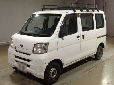 TOYOTA PIXIS VAN