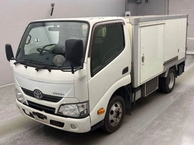 TOYOTA DYNA TRUCK