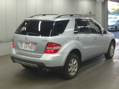 MERCEDES BENZ M CLASS