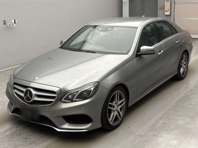 MERCEDES BENZ E CLASS