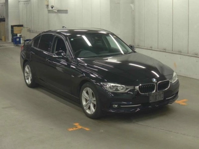 BMW 3 SERIES