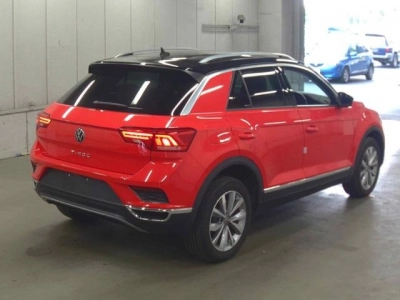VOLKSWAGEN T-ROC