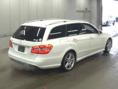 MERCEDES BENZ E CLASS STATION WAGON