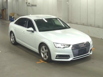 AUDI A4 AVANTE