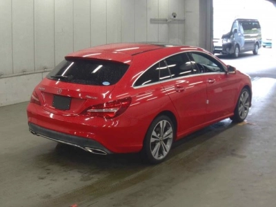 MERCEDES BENZ CLA SHOOTING BRAKE