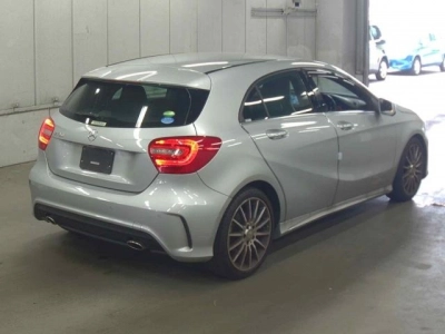 MERCEDES BENZ A CLASS