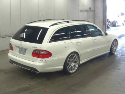 MERCEDES BENZ AMG E CLASS STATION WAGON