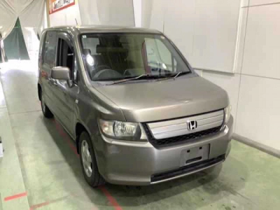 HONDA MOBILIO SPIKE