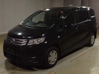HONDA FREED SPIKE