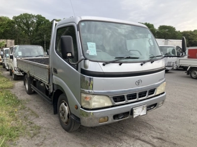 TOYOTA DYNA