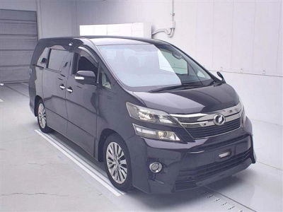 TOYOTA VELLFIRE