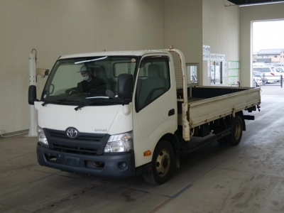 TOYOTA DYNA