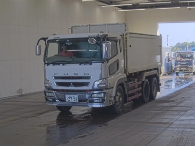 MITSUBISHI FUSO SUPER GREAT