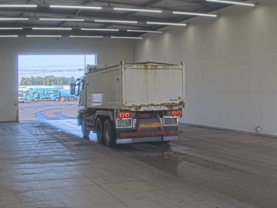 MITSUBISHI FUSO SUPER GREAT