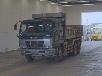 ISUZU GIGA