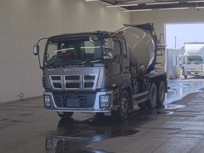 ISUZU GIGA