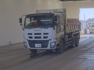ISUZU GIGA