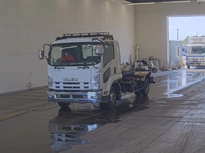 ISUZU FORWARD