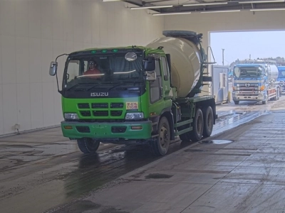 ISUZU GIGA