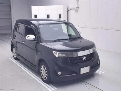 TOYOTA BB