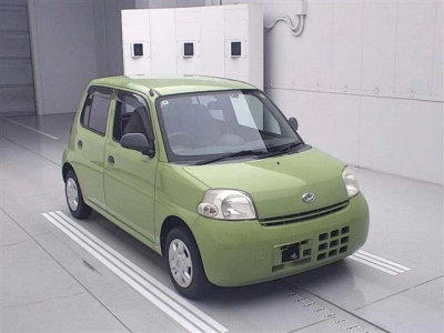DAIHATSU ESSE