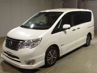 NISSAN SERENA